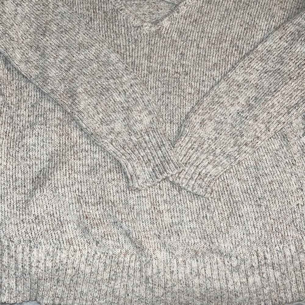 American Eagle Sweater - Picture 6 of 6